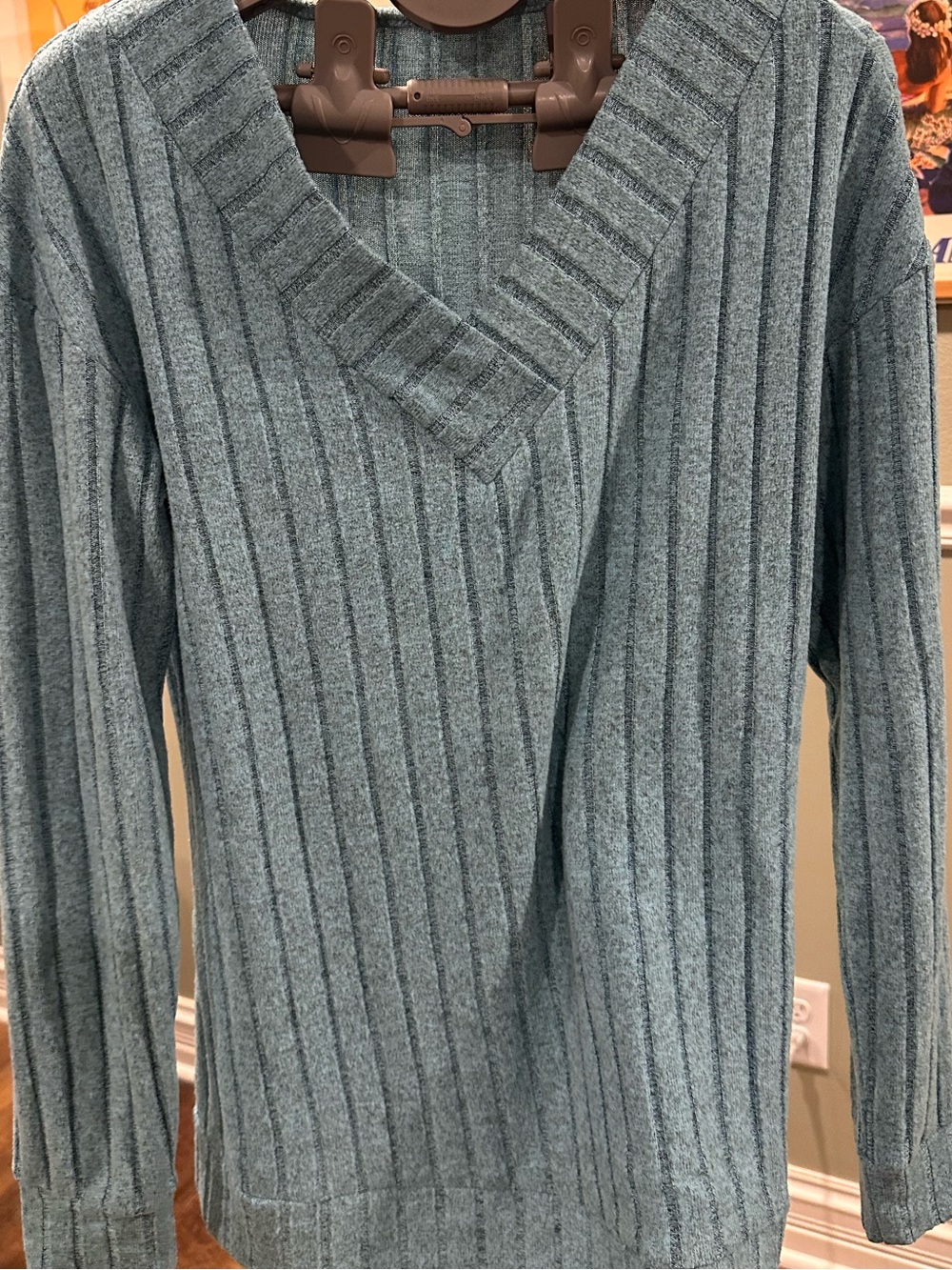 Ribbed V-Neck Sweater in Slate Teal-Size Small